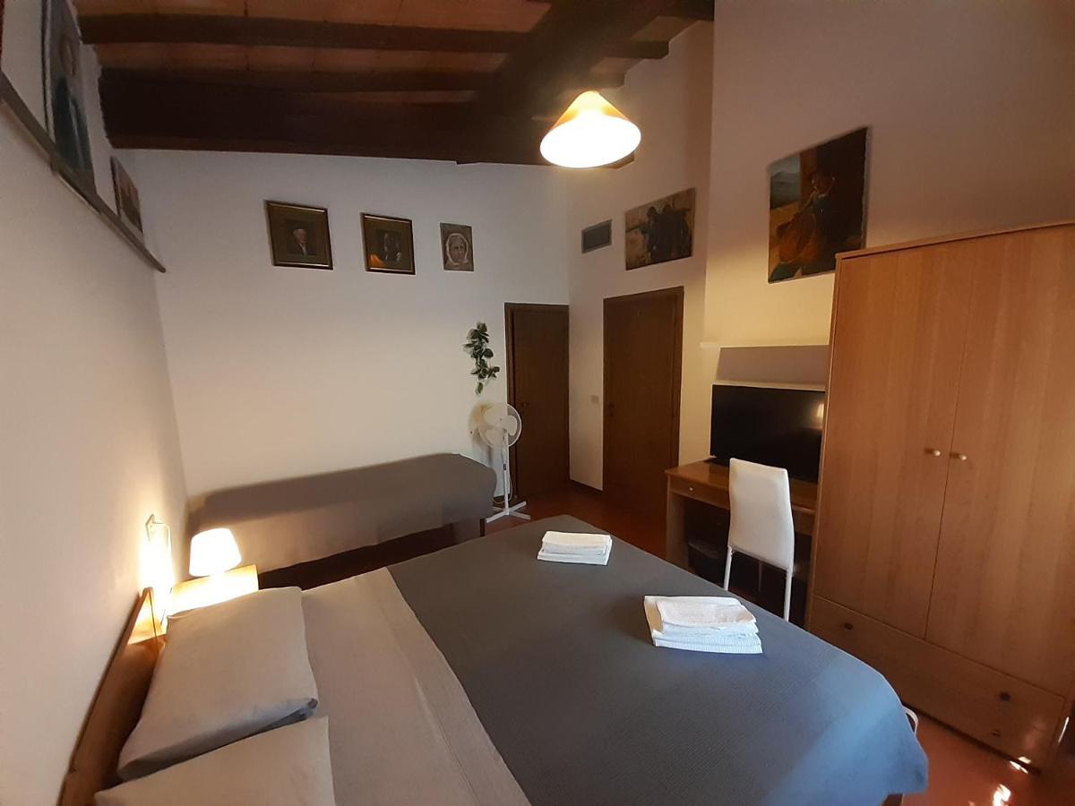 Podere San Francesco Bed & Breakfast Volterra Exterior photo