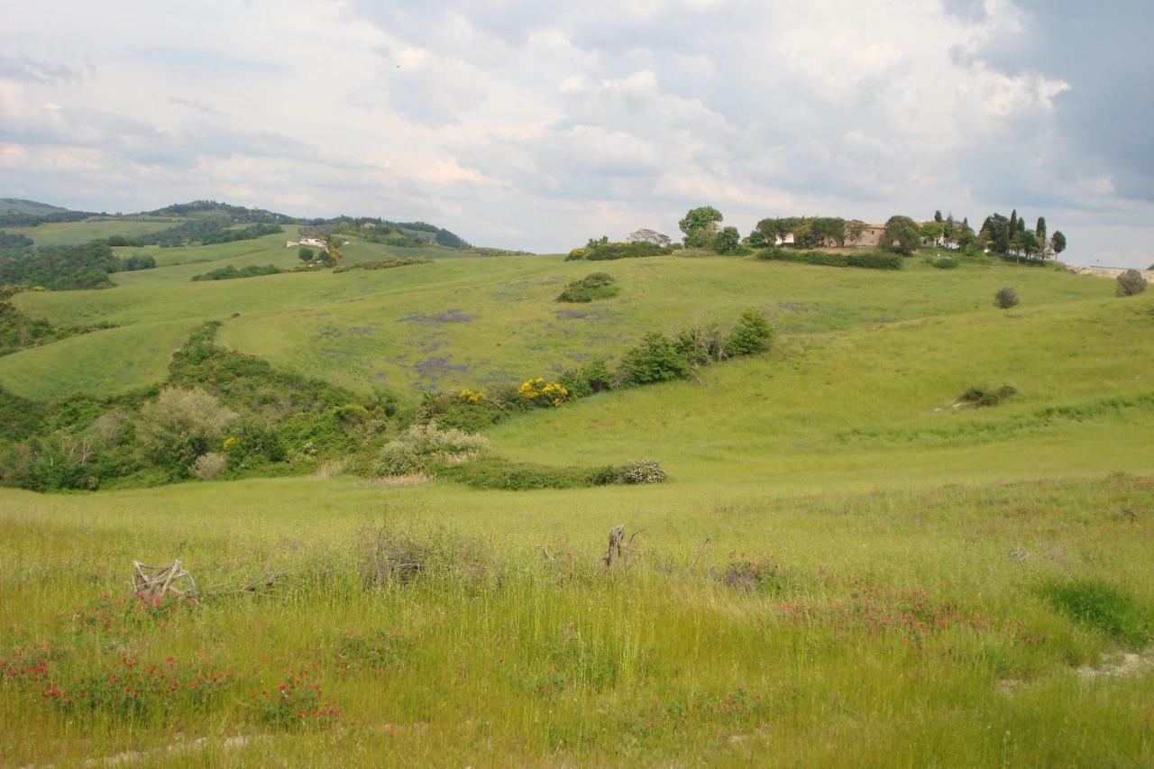 Podere San Francesco Bed & Breakfast Volterra Exterior photo
